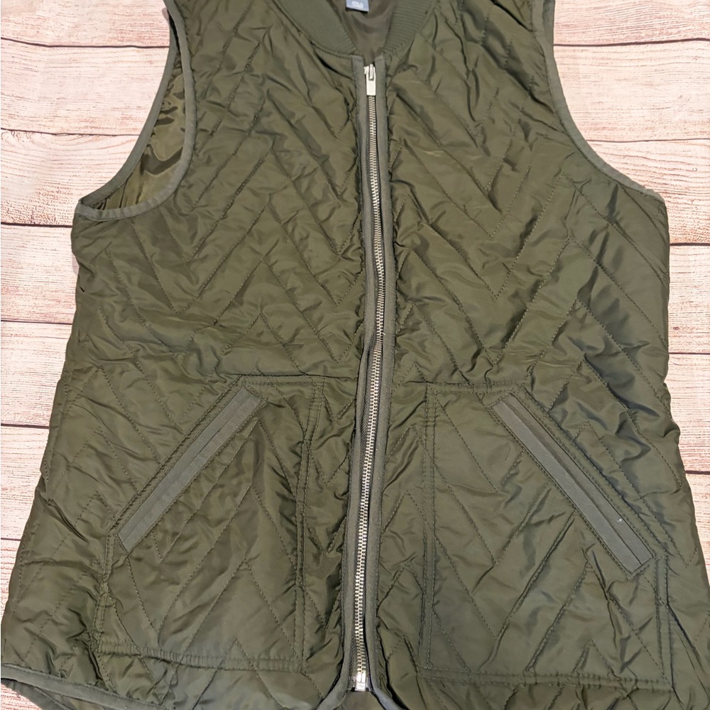 Old Navy Olive Quilted Vest